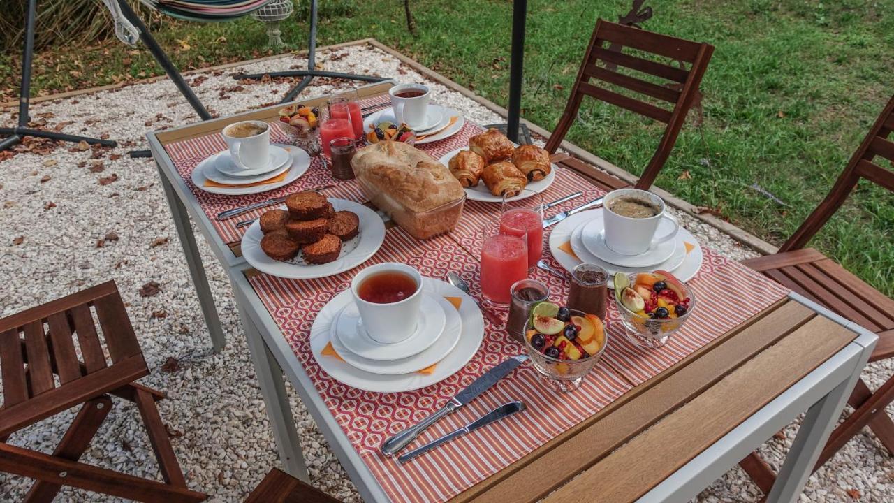 Le Nid Des Corbieres Bed & Breakfast Bizanet Exterior photo